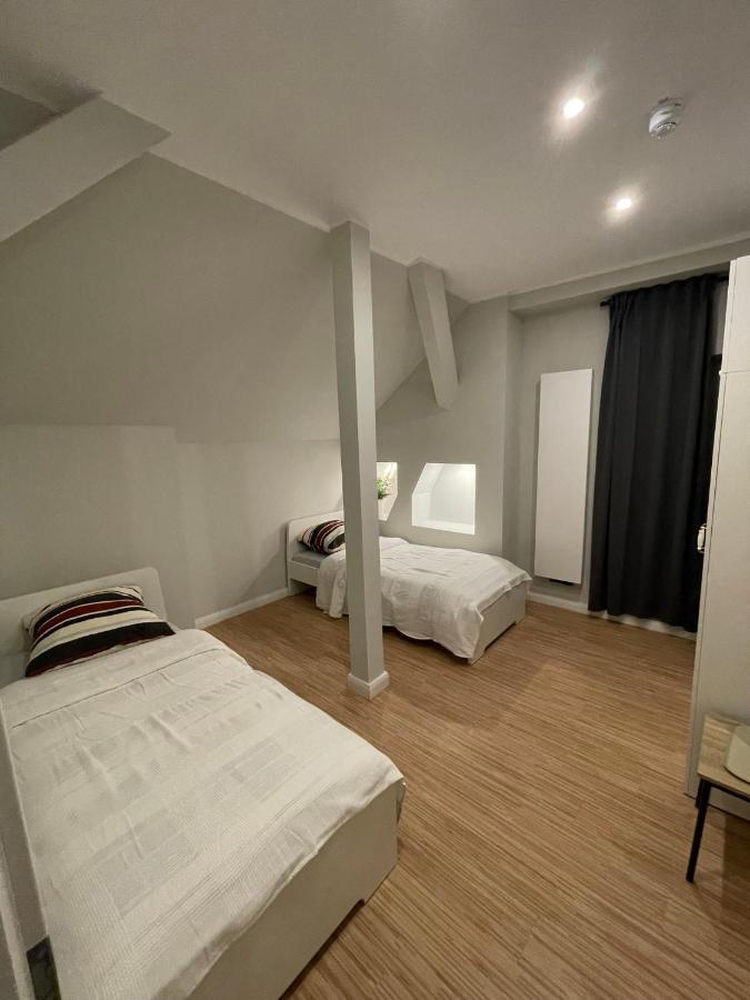 Ahoi Hostel Hamburg Bagian luar foto