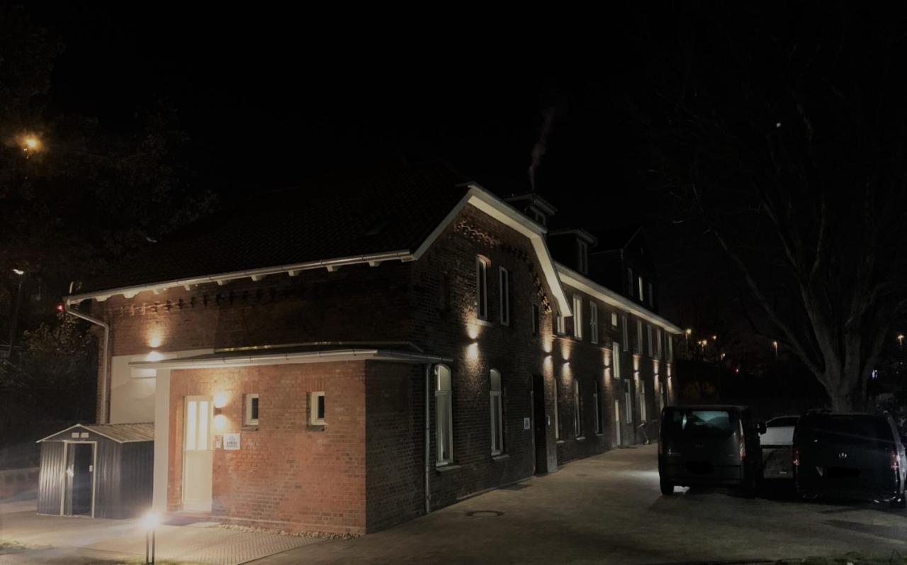 Ahoi Hostel Hamburg Bagian luar foto